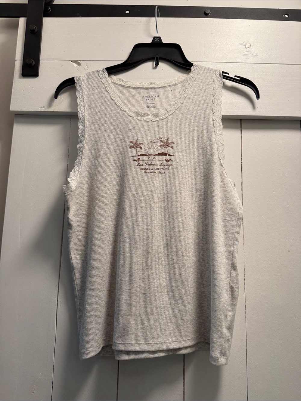 American Eagle Gray Lace Trim Ribbed Tank Top XL Barcelona Spain Las Palomas